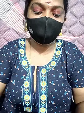 Snapshot of Renuma chatting on September 10, 11:54 am Renuma online show from September 10, 11:54 am