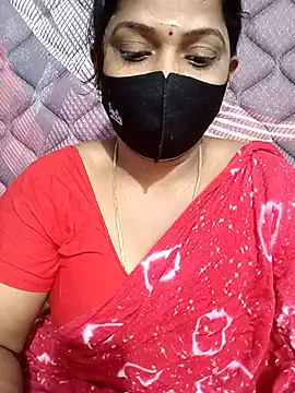 Snapshot of Renuma chatting on October 29, 3:11 am Renuma online show from October 29, 3:11 am