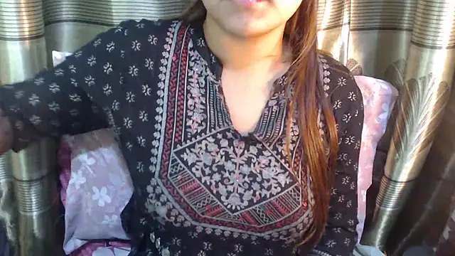 queen angelina online show from December 15, 9:31 pm