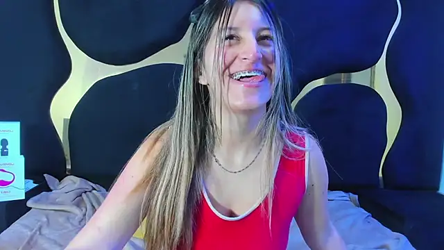 GiaRoussel online show from November 14, 4:51 pm