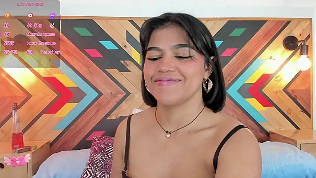 NaiirobiSwan online show from November 28, 8:23 pm