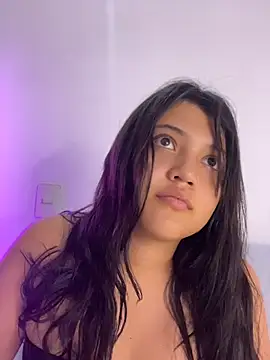 alisson carolina73 online show from April 25, 2:03 am