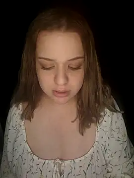 cansuozell online show from November 12, 7:34 pm