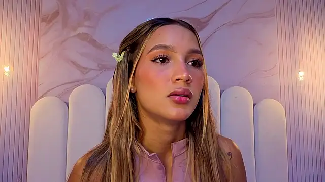 Carohorny4u online show from May 29, 9:46 pm
