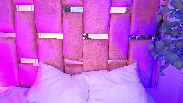 paulette dupont online show from October 29, 3:44 am