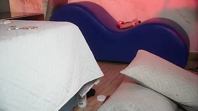 ammy durand online show from April 21, 1:42 am