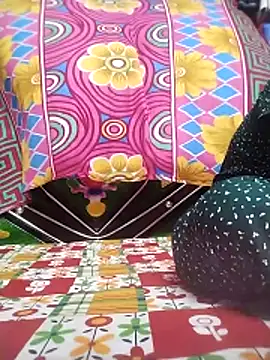 Puja-bhabhi01 online show from April 29, 1:47 pm