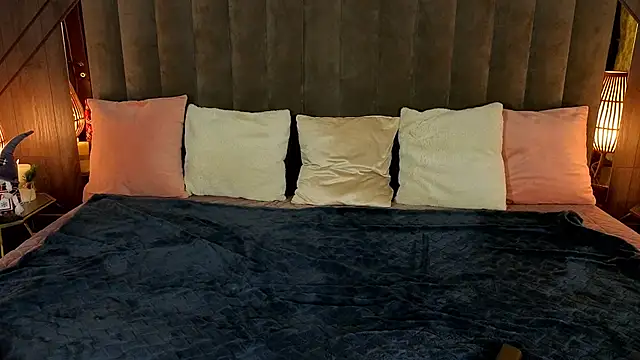 Daisy Delight online show from January 7, 11:19 pm