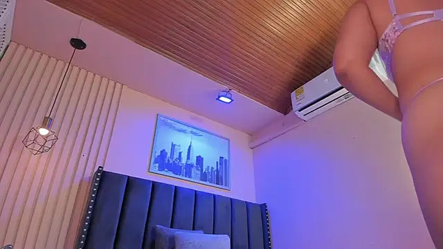 viiolett lee online show from November 16, 10:54 pm