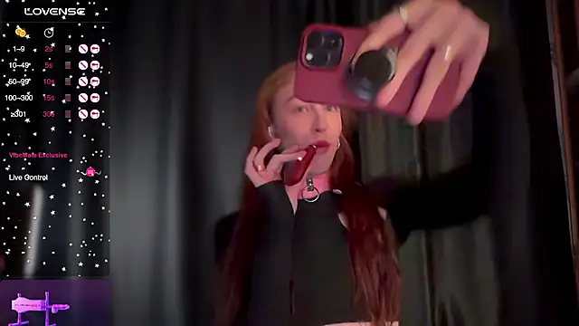 Avril Pearly  online show from November 14, 11:54 am