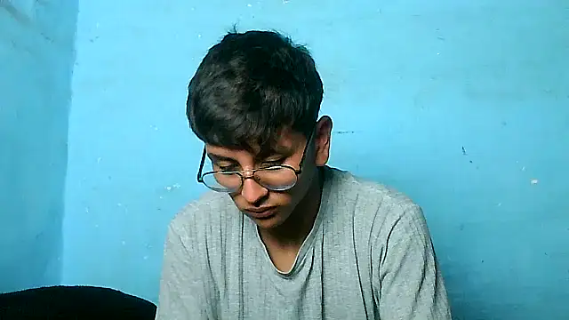 Snapshot of teendotados chatting on September 17, 4:38 pm teendotados online show from September 17, 4:38 pm