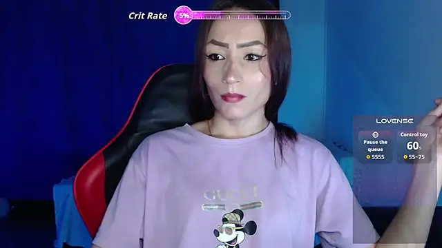 Sara-Guzman1 online show from November 22, 1:52 am