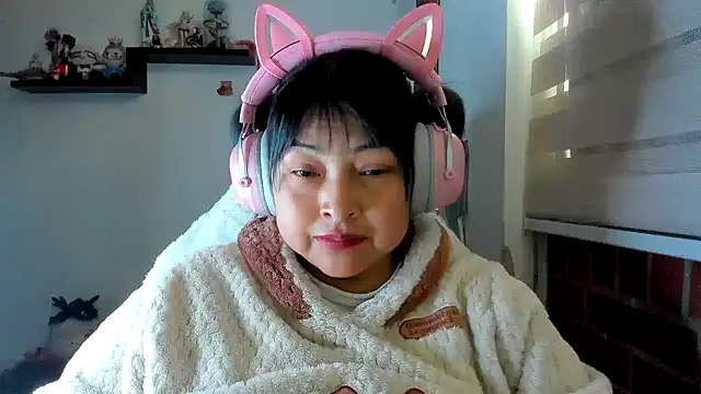Shaddycute  online show from June 3, 11:33 am
