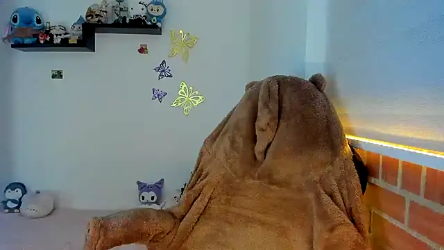 Shaddycute  online show from November 5, 5:18 pm