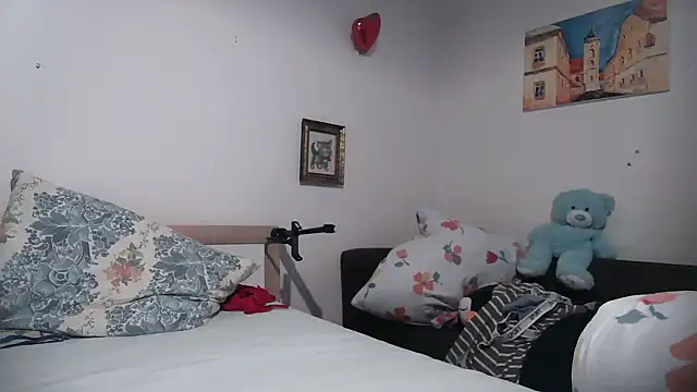 balkangirl1 online show from October 23, 12:11 pm