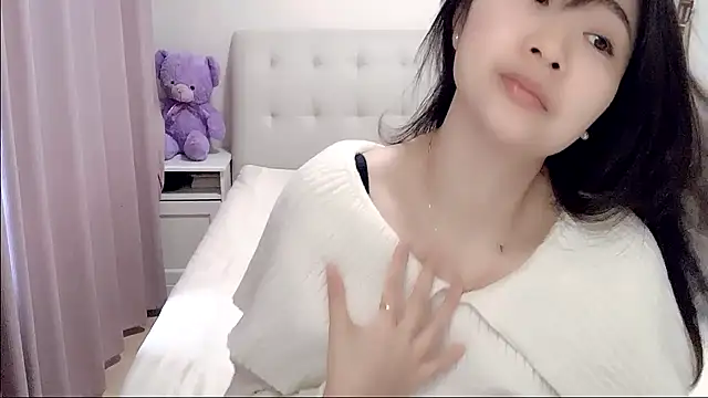 aisha123123 online show from October 27, 2:18 am