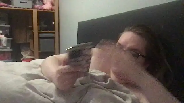 honeyyy24 online show from September 16, 4:48 pm