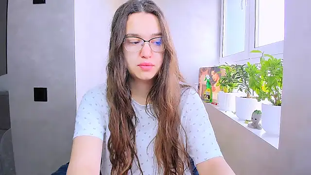 fancy bunny online show from April 25, 5:21 am