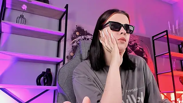 AliceSunday online show from September 15, 10:56 am