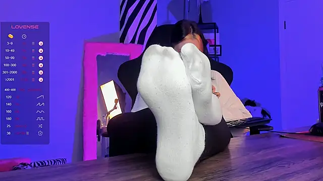 AliceSunday online show from October 9, 2:05 am