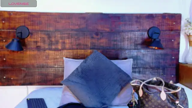 Celeste sanz online show from March 31, 10:15 am