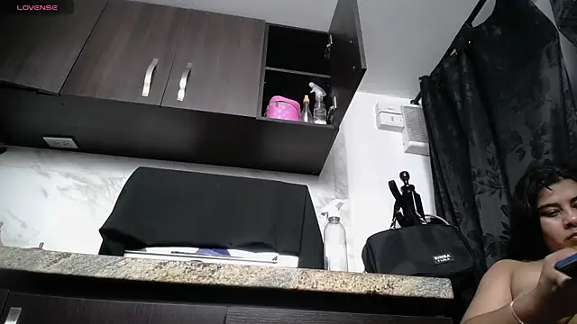 iniyalaboni online show from October 21, 8:13 pm