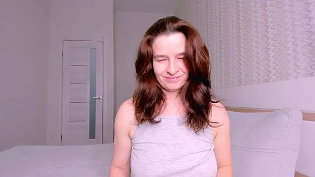   MaryLee   online show from February 7, 2:32 pm