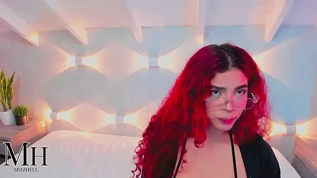 MizzHell online show from February 25, 4:33 am