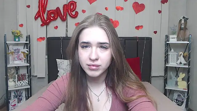 LauraHlot online show from March 7, 6:48 pm