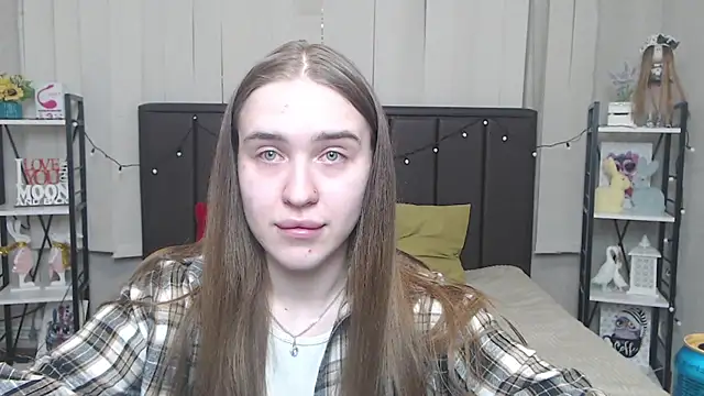 LauraHlot online show from September 17, 6:28 pm