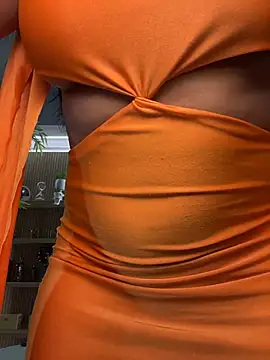 kiim taaylor online show from November 29, 3:16 pm