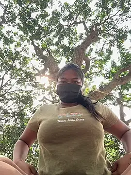 Hot Urvi online show from April 26, 8:45 am