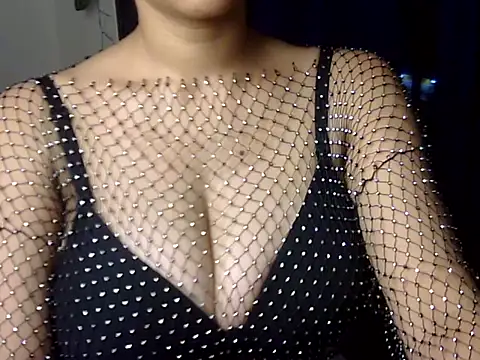 Snapshot of sexysilk1 chatting on September 19, 4:17 pm sexysilk1 online show from September 19, 4:17 pm