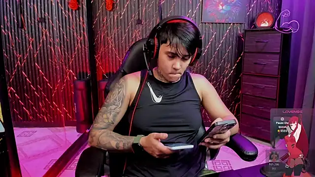 ZhoeStrong online show from February 23, 10:20 pm