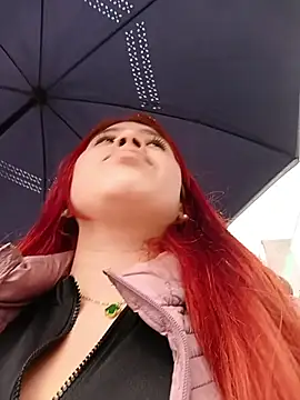 aurora sky11 online show from December 5, 9:05 pm