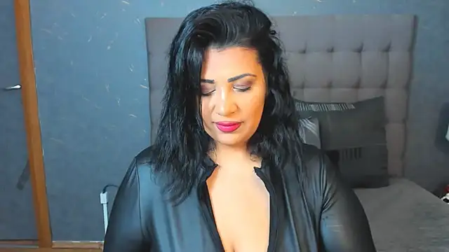 AmyCubes online show from October 4, 5:24 am