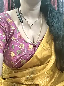 bhuvana555 online show from November 18, 5:08 am