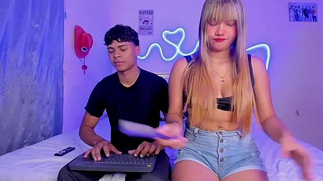 Snapshot of dafnezahiraa_ chatting on November 2, 12:58 am dafnezahiraa online show from November 2, 12:58 am