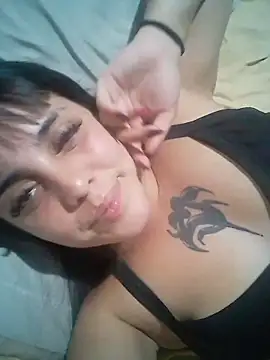 lucylovles online show from April 4, 2:10 am