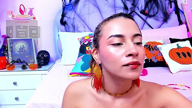 HannaPretthy online show from October 18, 12:19 pm