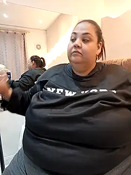 Alisson am online show from February 2, 11:42 am