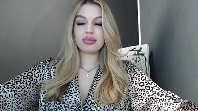 Your Jessy online show from April 19, 12:05 pm