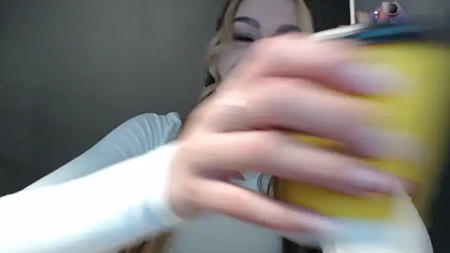 Snapshot of Your_Jessy chatting on September 30, 1:39 pm Your Jessy online show from September 30, 1:39 pm