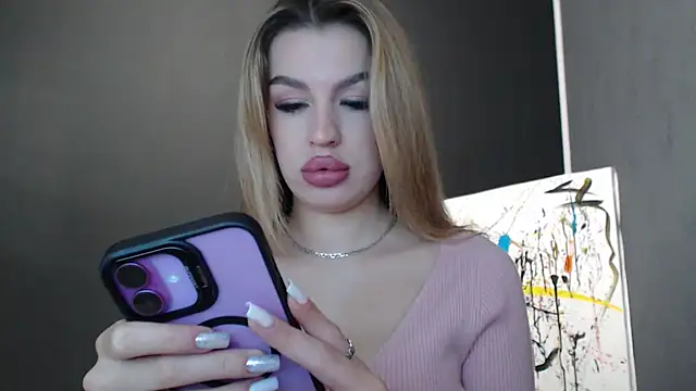 Snapshot of Your_Jessy chatting on October 18, 11:46 am Your Jessy online show from October 18, 11:46 am