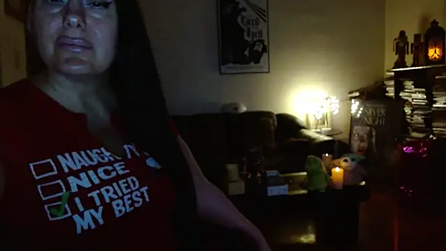 mandaloriangirls online show from December 3, 9:39 pm