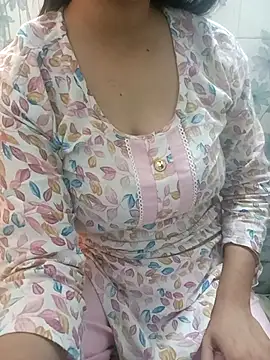 Snapshot of Ayesha_Baby30 chatting on October 15, 4:04 am Ayesha Baby30 online show from October 15, 4:04 am