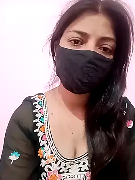 Snapshot of Ayesha_Baby30 chatting on October 14, 4:04 am Ayesha Baby30 online show from October 14, 4:04 am
