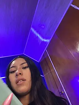 emily 22x online show from September 22, 10:30 pm