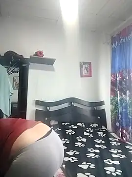 naughty-sharlot online show from November 7, 9:20 pm