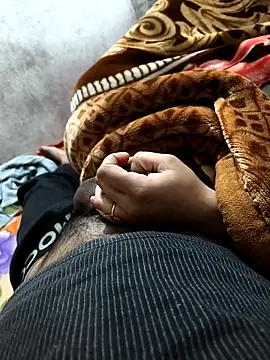 Bhabhi desi12 online show from December 15, 4:45 pm